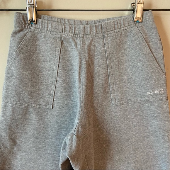 Old Navy Girl’s Grey Capri Sweat Pant size 10 - Picture 3 of 7